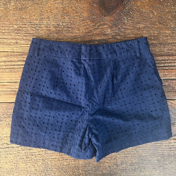Banana Republic Factory Eyelet Shorts - Picture 2 of 3
